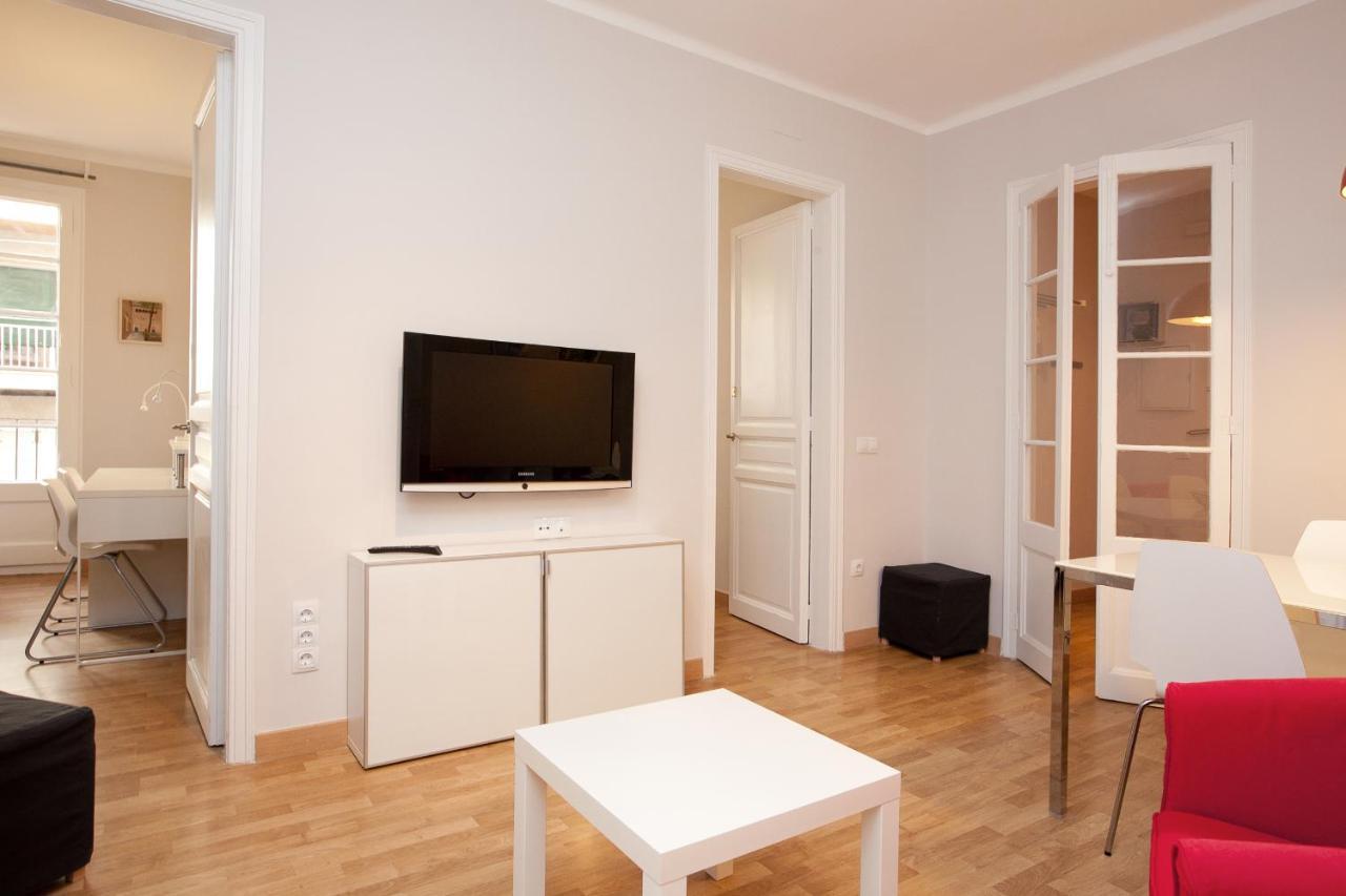 Enjoy Apartments Vp Camp Nou Barcellona Esterno foto