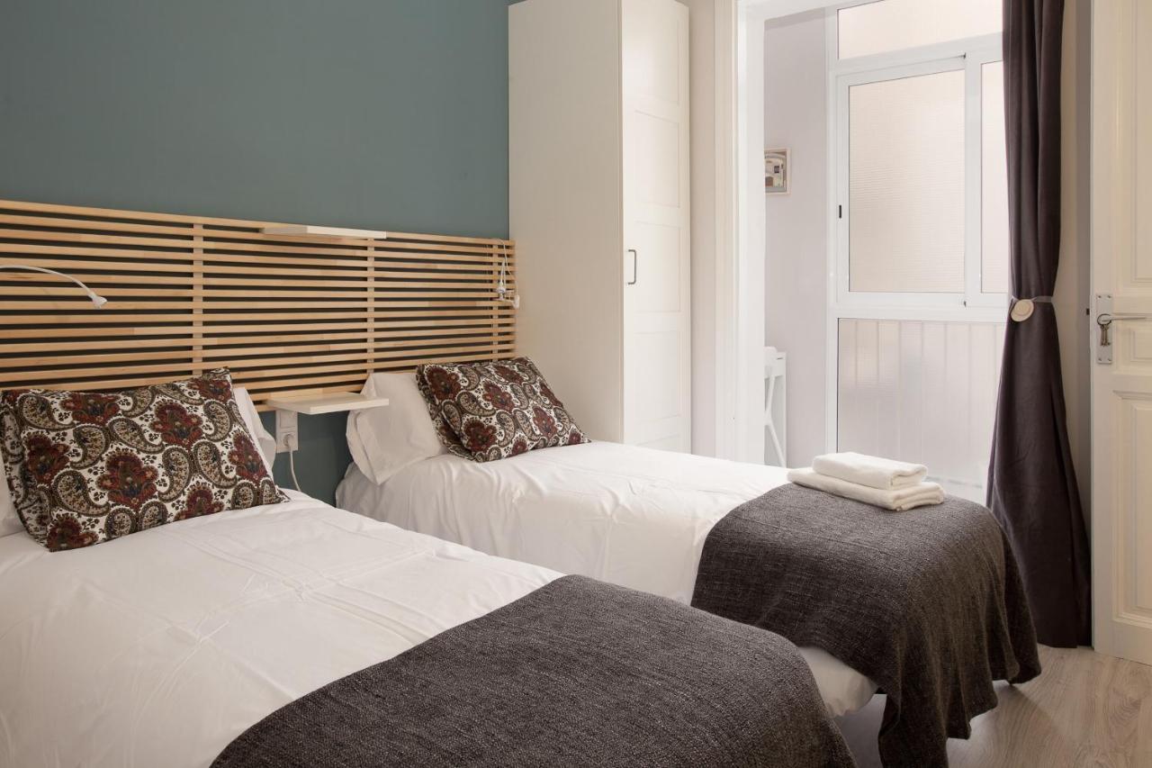 Enjoy Apartments Vp Camp Nou Barcellona Esterno foto